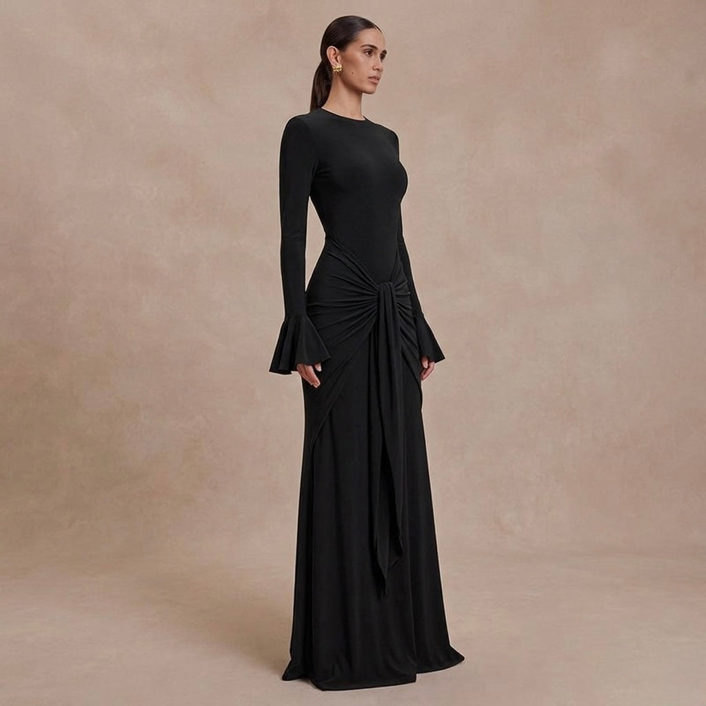 Robe fourreau à manches évasées